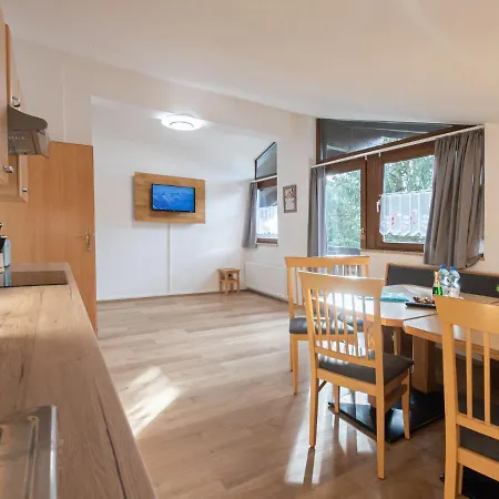 Alpenchalets - Zse202
