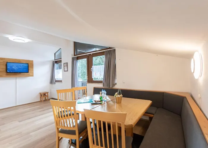 Alpenchalets-3 By Interhome زيل أم سي